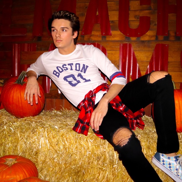 Meet your Posher, Noah - Picture 4 of 5